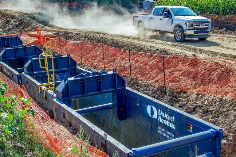 Seguridad en las zanjas: Imagen principal de Transmisión de petróleo y gas