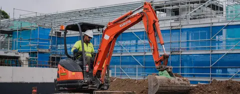 2-2.7T Excavator