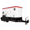 Generador remolcable de 250 – 279 kW, a diésel de nivel 4 CUMMINS blanco, negro y rojo