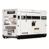 Generador remolcable de 11 – 22 kW, a diésel de nivel 4 MULTIQUIP blanco