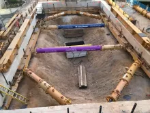 load pins in trench excavation