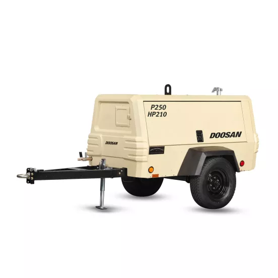 Compresor de aire remolcable, 250 – 345 CFM, a diésel DOOSAN beige
