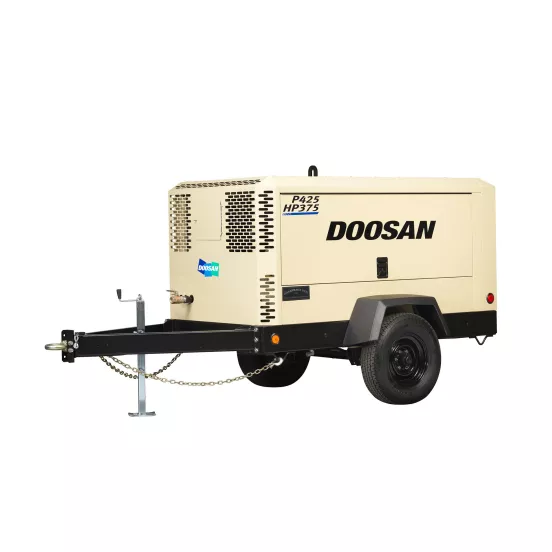 Compresor de aire remolcable, 350 – 450 CFM, a diésel DOOSAN beige