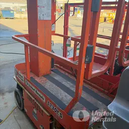 2018 JLG 1230ES Self-Propelled One-Person Lift