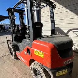 2018 Toyota 8FDU30 Warehouse Forklift