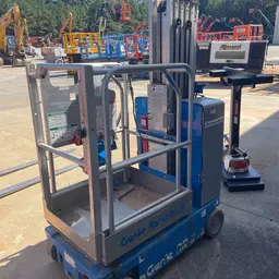 2018 Genie GR-20 Self-Propelled One-Person Lift