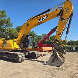 2019 JCB JS370 LC Excavator