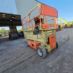 Elevador de tijera JLG 4069LE 2016