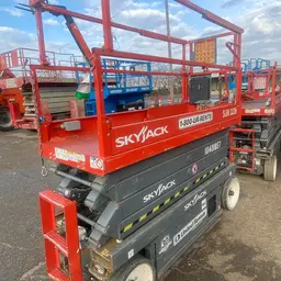 Elevador de tijera Skyjack SJIII3226 2015