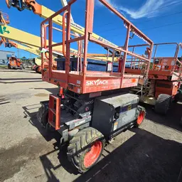 2017 Skyjack SJ6832RT Rough Terrain Scissor Lift