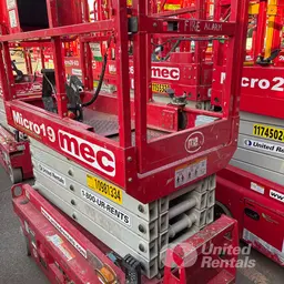 2019 MEC MICRO 19 Scissor Lift