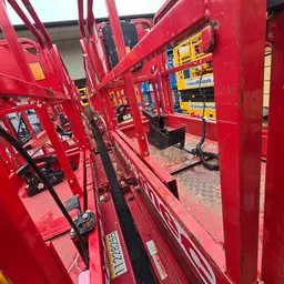 2019 MEC MICRO 19 Scissor Lift