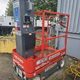 2018 Skyjack SJ16 Self-Propelled One-Person Lift