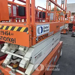 2019 Snorkel S3226E Scissor Lift