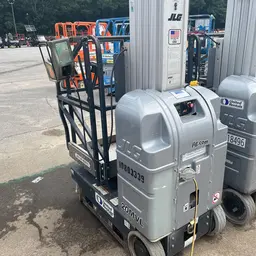 2018 JLG 20MVL Self-Propelled One-Person Lift
