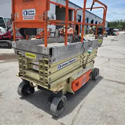 Elevador de tijera JLG 3246ES 2015