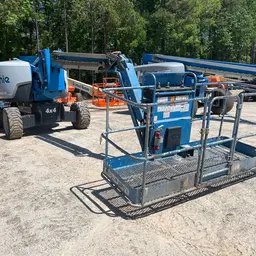 2016 Genie Z-62/40J Articulating Boom Lift
